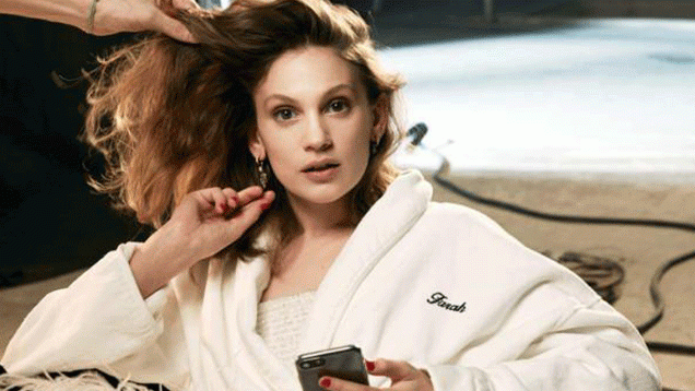 Farah Zeynep Abdullah'a Büyük Dizi Teklifi mi Geliyor!