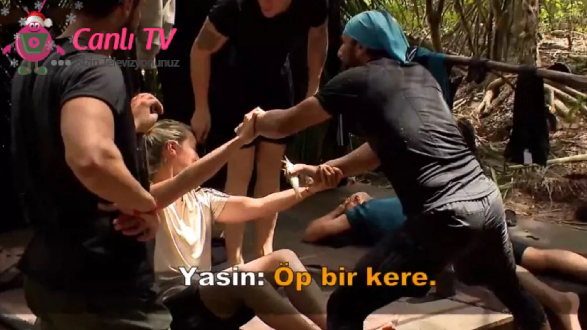 Survivor 2020’de Hangi İkilinin Adı Aşkla Anılıyor?